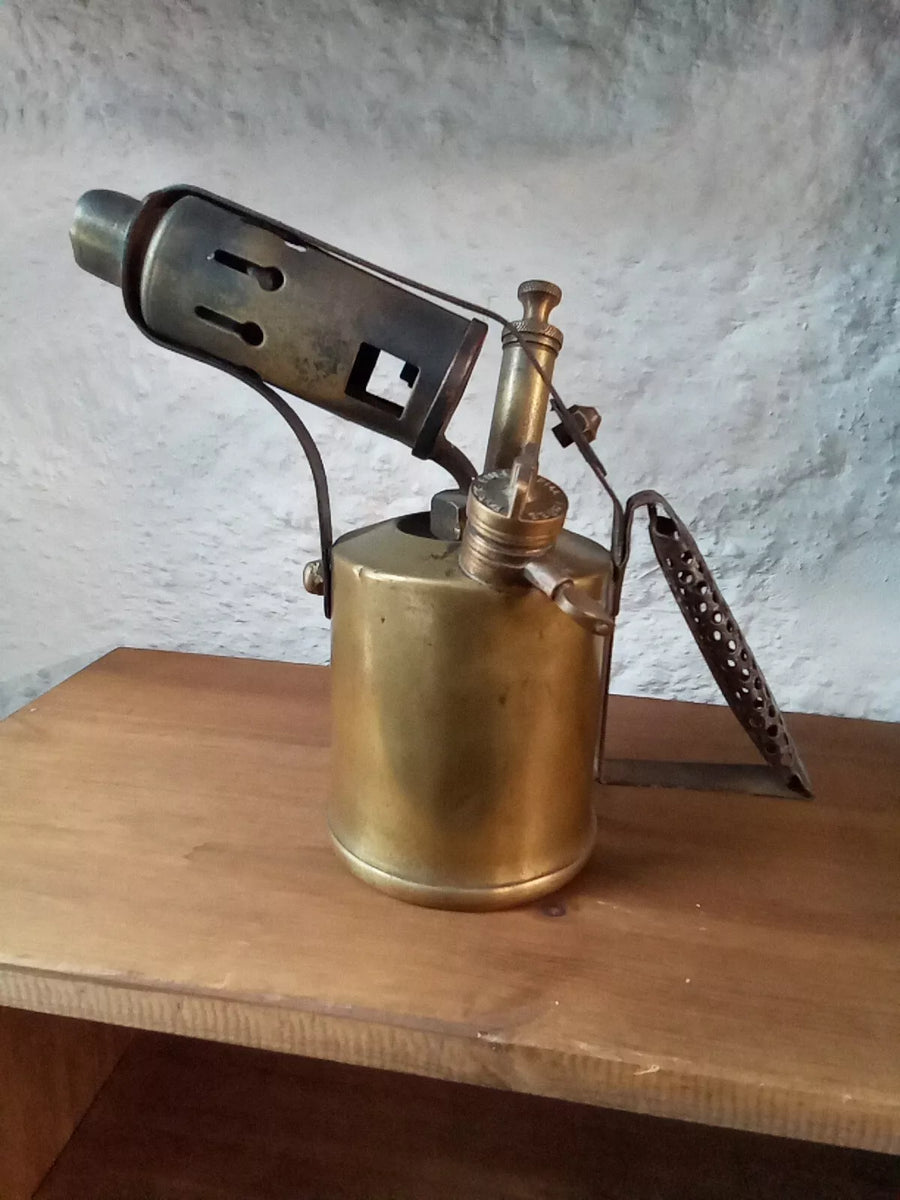 British-Made Monitor Paraffin Blow Torch – No. 26 – Old Bridge Antiques